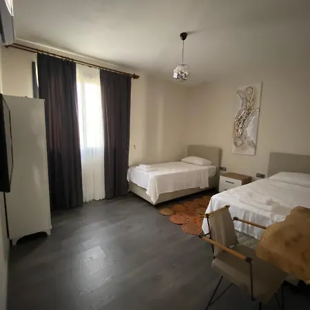 Hotel Uezuemlue Tas
